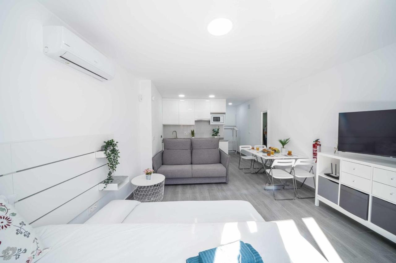 Апартаменты Balneario Pedregalejo Loft A Малага Экстерьер фото